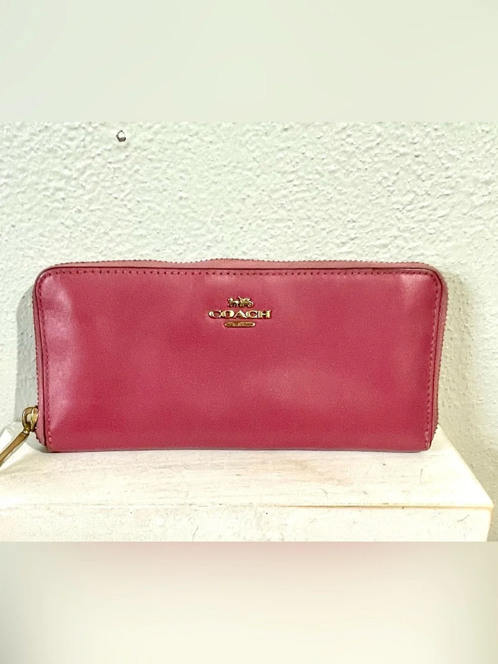 Coach Pink Leather Zip Around Wallet Organizer Card Holder Quiet Luxury Preppy